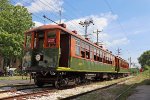 1924 Chicago El set rolls west to clear the platform for the NRHS Wisconsin Chapter lunch charter